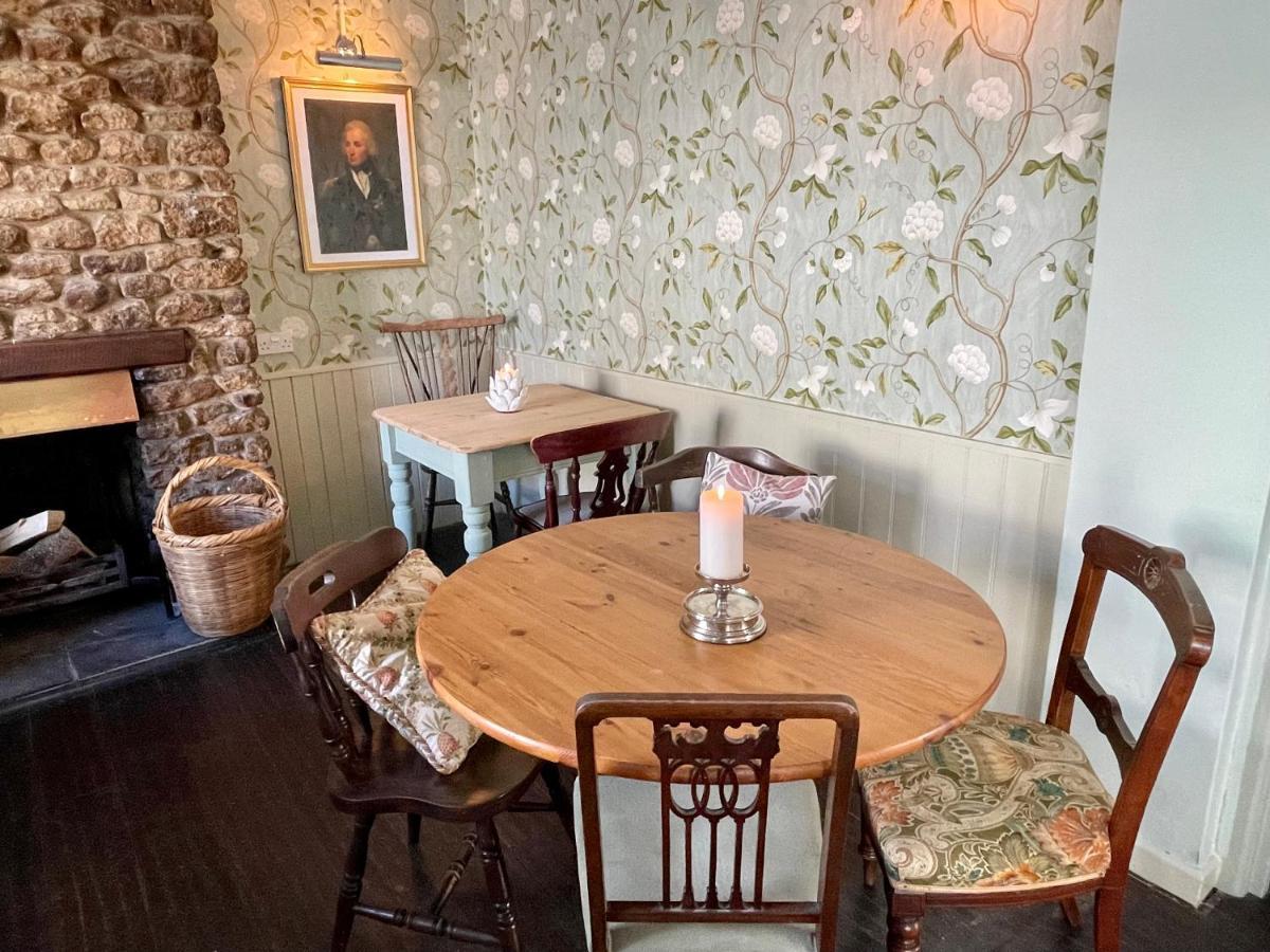 Lord Nelson Hotel 브리드포트 외부 사진